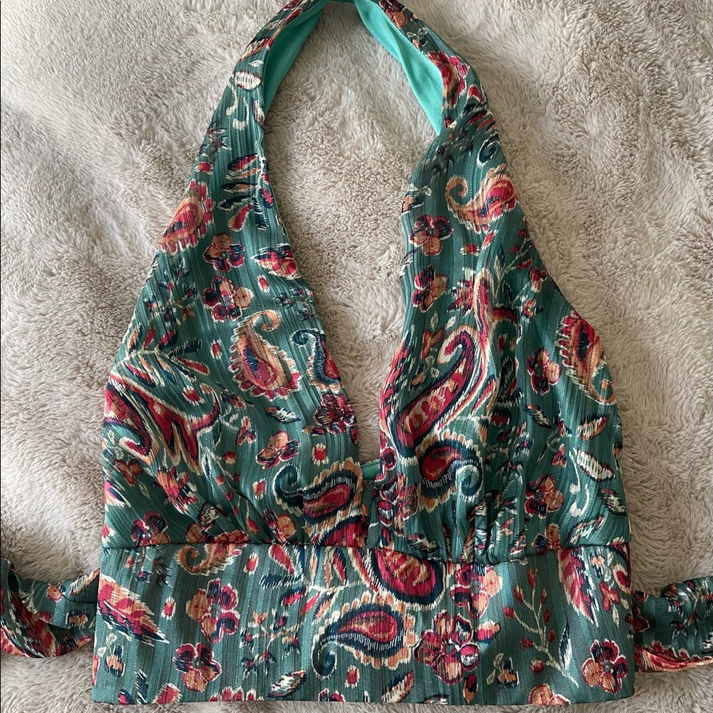 Vici colorful crop halter